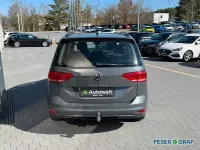 Gebraucht VW Touran Comfortline 150 PS (110 kW) 2023 Delfingrau metallic Van / Kleinbus