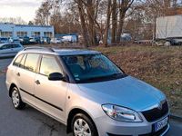 Gebraucht Skoda Fabia 68 PS (50 kW) 2013 Silber Kombi