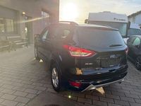 Gebraucht Ford Kuga 163 PS (119 kW) 2014 Schwarz SUV