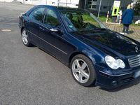 Używany Mercedes C280 231 KM (169 kW) 2007 Niebieski Sedan/Limuzyna