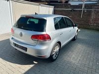 Gebraucht VW Golf VII Match 105 PS (77 kW) 2012 Silber Limousine