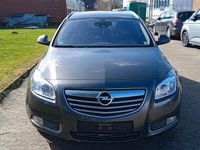 Gebraucht Opel Insignia Edition 131 PS (96 kW) 2011 Grau Kombi