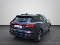 Gebraucht Audi Q6 e-tron Sport 285 kW (388 PS) 2025 Manhattangrau metallic SUV
