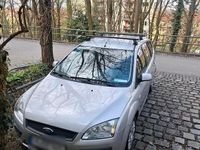 Używany Ford Focus Ambiente 101 KM (74 kW) 2007 Srebrny Kombi