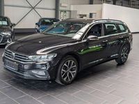 Gebraucht VW Passat Business 200 PS (147 kW) 2022 Schwarz Kombi