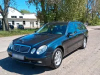 Second-hand Mercedes E200 163 CP (119 kW) 2005 Negru Break