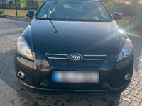 Gebraucht Kia Ceed 116 PS (85 kW) 2009 Schwarz Kleinwagen