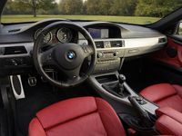 Second-hand BMW 330 Efficient Dynamics 245 CP (180 kW) 2011 Alb Coupe