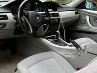 Gebraucht BMW 325 200 PS (147 kW) 2009 Blau Coupé
