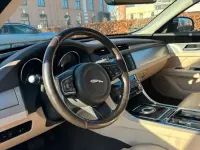 Gebraucht Jaguar XF Prestige 163 PS (119 kW) 2017 Schwarz Limousine