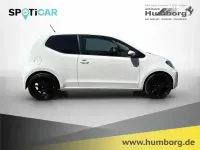 Używany VW up! 65 KM (47 kW) 2020 Biały Hatchback