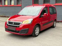 Gebraucht Peugeot Partner Tepee Active 99 PS (72 kW) 2016 Rot Van / Kleinbus