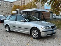 Gebraucht BMW 318 143 PS (105 kW) 2003 Silber Kombi