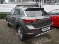 Gebraucht VW T-Roc Life 116 PS (85 kW) 2024 Grau SUV