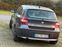 Gebraucht BMW 118 122 PS (89 kW) 2005 Andere farben Kleinwagen