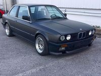 Gebraucht BMW 325 171 PS (125 kW) 1985 Grau Coupé