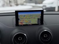 Gebraucht Audi A3 116 PS (85 kW) 2019 Weiß Limousine