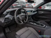 Gebraucht Audi e-tron GT quattro Premium 350 kW (476 PS) 2023 Tangorot metallic Limousine