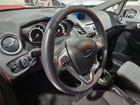 Gebraucht Ford Fiesta SYNC Edition 60 PS (44 kW) 2013 Frostweiß Kleinwagen