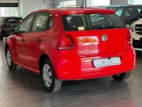 Gebraucht VW Polo 60 PS (44 kW) 2013 Rot Kleinwagen