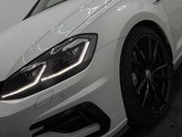 Gebraucht VW Golf VII R 300 PS (220 kW) 2019 Weiß Limousine