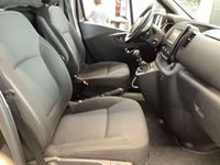 Gebraucht Opel Vivaro S 145 PS (106 kW) 2016 Grau Van / Kleinbus