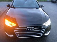 Używany Audi A4 Advanced 150 KM (110 kW) 2021 Czarny Sedan/Limuzyna