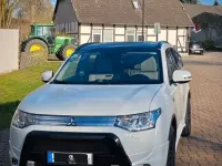 Gebraucht Mitsubishi Outlander P-HEV 203 PS (149 kW) 2014 Weiß SUV