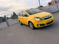 Gebraucht Opel Zafira 2006 Gelb Van / Kleinbus