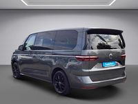 Gebraucht VW Multivan Life 150 PS (110 kW) 2022 Grau Van