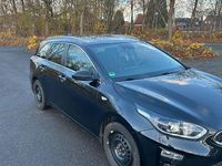 Gebraucht Kia Ceed 136 PS (100 kW) 2021 Schwarz Kleinwagen