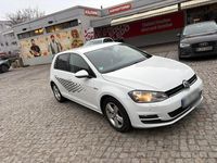 Gebraucht VW Golf VII 122 PS (89 kW) 2013 Weiß Kleinwagen