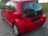 Gebraucht Toyota Aygo 67 PS (49 kW) 2007 Rot Kleinwagen