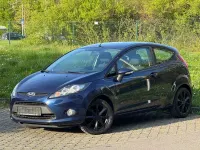 Usata Ford Fiesta 60 CV (44 kW) 2012 Blu Berlina
