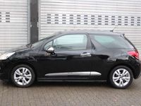 Gebraucht Citroën DS3 So Chic 120 PS (88 kW) 2013 Lackierung schwarz perla nera/lackierung mit schutzlack Kombi