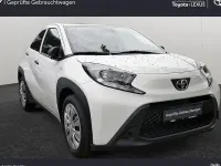 Gebraucht Toyota Aygo 72 PS (52 kW) 2022 Weiß Kleinwagen