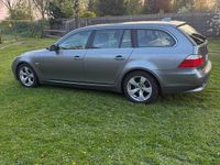 Gebraucht BMW 530 235 PS (172 kW) 2009 Silber Kombi