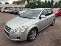 Gebraucht Kia Ceed LX 109 PS (80 kW) 2007 Silber Kleinwagen
