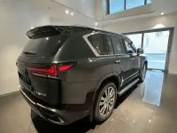 Neu Lexus LX600 415 PS (305 kW) 2026 Schwarz SUV
