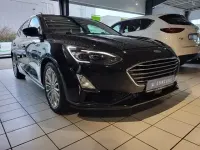 Gebraucht Ford Focus Titanium 125 PS (91 kW) 2019 Schwarz Kombi