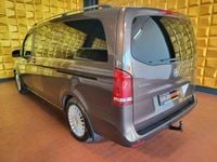 Gebraucht Mercedes V250 190 PS (139 kW) 2018 Braun Van / Kleinbus
