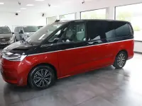 Gebraucht VW Multivan Style 150 PS (110 kW) 2023 Rot Van / Kleinbus
