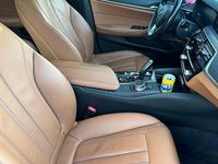 Gebraucht BMW 545e 394 PS (289 kW) 2021 Schwarz Limousine