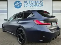 Gebraucht BMW 320 M Sport 190 PS (139 kW) 2024 Blau Kombi