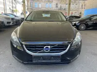 Gebraucht Volvo V40 Summum 114 PS (83 kW) 2013 Schwarz Limousine