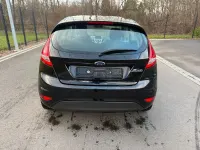 Gebraucht Ford Fiesta 60 PS (44 kW) 2011 Schwarz Kleinwagen