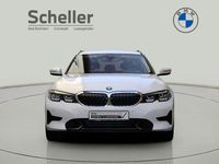 Używany BMW 330e Sport Line 252 KM (185 kW) 2022 Biały Kombi