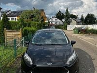 Gebraucht Ford Fiesta Trend 101 PS (74 kW) 2016 Schwarz Kleinwagen
