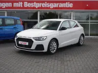 Gebraucht Audi A1 Sportback Advanced 95 PS (69 kW) 2022 Weiss Kleinwagen