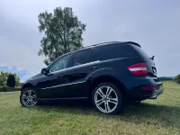 Gebraucht Mercedes ML450 306 PS (225 kW) 2010 Schwarz SUV